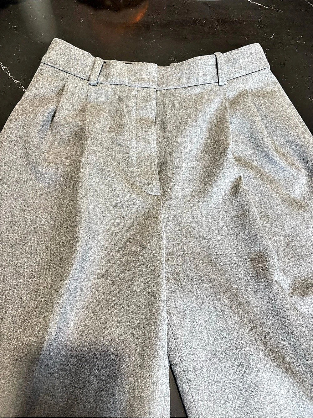 Babaton Pleated Pant Wide Leg Gray Pants Size 8